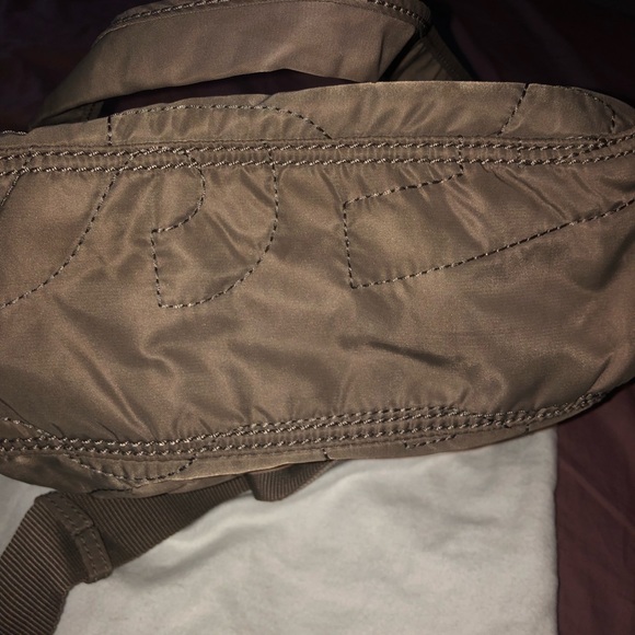 Marc by Marc Jacobs 3 Matching Piece Set - Picture 5 of 8